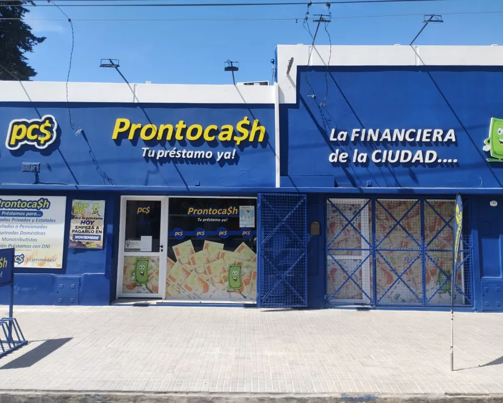 Equipo de la sucursal ProntoCash en Magdalena
