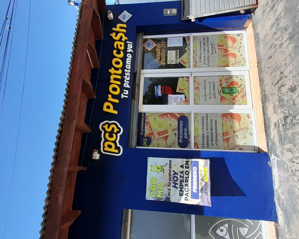 Equipo de la sucursal ProntoCash en Bavio