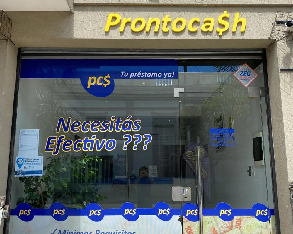 Equipo de la sucursal ProntoCash en Ranchos